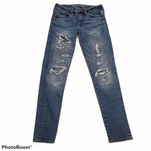 DISTRESSED medium wash jeggings size 6